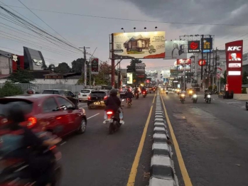 Tanah pinggir jalan magelang dpn JCM