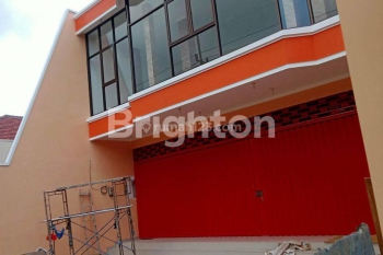 Ruko mewah bangunan baru