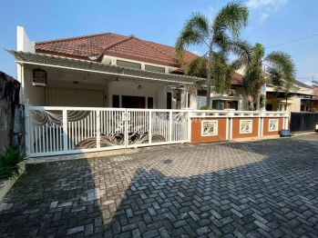 Rumah Bagus Singa Tengah Cluster Supriyadi Pedurungan