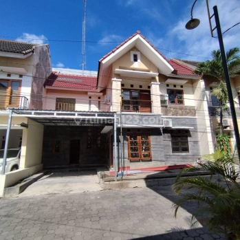 Rumah Bagus Furnished Dalam Perum Bisa Untuk Kantor Dekat Jcm Ugm Hyatt