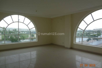 Disewakan Ruko Posisi Hook Ukuran 5x14 Green Lake City