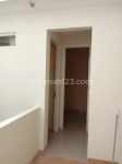 thumbnail-rumah-2-lantai-bagus-unfurnished-12