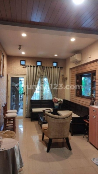 Rumah Siap Huni 3 Lantai di Sektor 9 Bintaro Jaya 2,85 M 10863 Oc