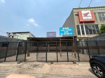 Tanah & Bangunan dan tempat coco berdagang Depan perum Green Village