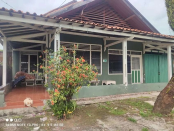 Sell Rumah: Rumah pinggir jalan
