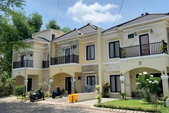 Rumah 4 kamar tidur di Kota Malang Blimbing