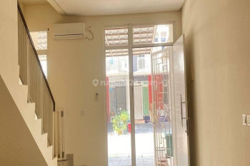 RUMAH MURAH DUA LANTI SEWA MURAHH UNIT BAGUS