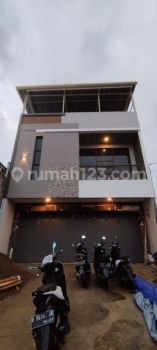 Ruko dan Gudang di Sayap BKR 480 m² SHM Bagus