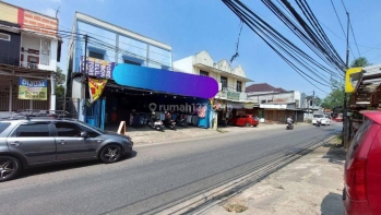 Ruko Strategis kawasan komersil Jl Ratna di Jatibening Bekasi