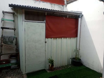 Disewakan Rumah ASRI AMAN NYAMAN STRATEGIS Full Furnished Tahun/6Bulan