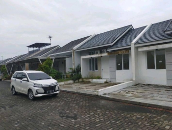 Rumah Grand Kawanua Disewakan Furnis Lengkap