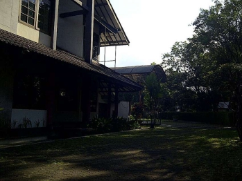 Rumah Besar Parkir Luas Gegerkalong Bandung Utara