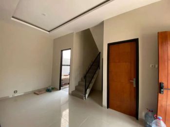 Rumah Mewah Unit Terakhir di Raishtown House Majapahit Semarang