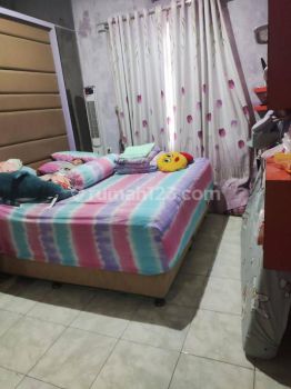 DIJUAL RUMAH SIAP HUNI 2 Lantai DI PORIS INDAH