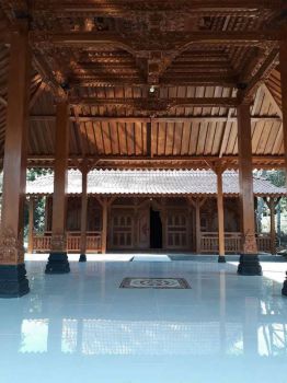 BANGUNAN PENDOPO JOGLO KAYU JATI, RUMAH JOGLO DAN LIMASAN