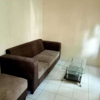 RUMAH DUA LANTAI SARIJADI