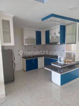 Apartement Lyon Garden 2 BR Furnished Bagus