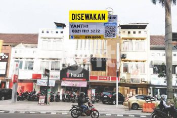 RUKO 5LT LOKASI FAVORIT DEKAT AIR MANCUR