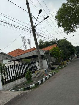 Tanah Dijual, Sukomanunggal Jaya