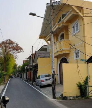 DIJUAL CEPAT KOST-KOSTAN / KANTOR DI TEBET