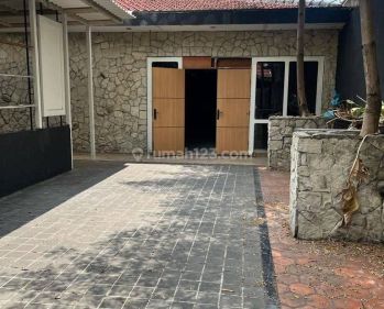Dijual Ruang Usaha Strategis Mainroad Riau