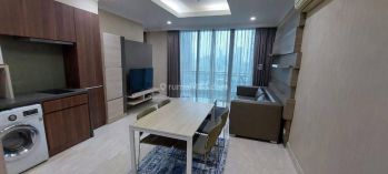 Residence 8 Apartment - 1BR with Beautiful Furnish, Strategic Location Close to