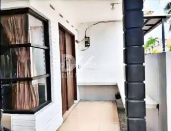Rumah Bagus Rapi Siap Huni Luas 90m Unfurnished SHM di Graha Raya Bintaro
