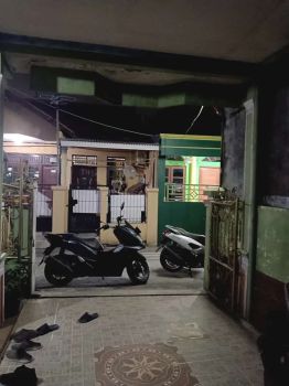 Di jual cepat rumah di kapling samping perumahan thb bekasi utara