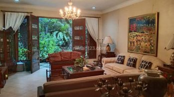 Rumah 2 Lantai SHM di Jl Bintaro Utama Sektor1, Jakarta Selatan