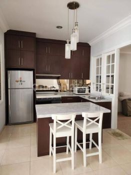 Disewakan Rumah di Taman Telaga Golf Bsd