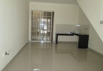 Disewakan Rumah West Europe 4x15m, 3AC, Green Lake City