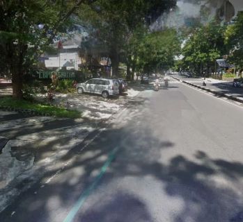 DI JUAL RUMAH LOKASI JALAN BANDUNG KOTA MALANG