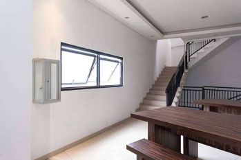 Kost Kos Kosan AC Panasonic Gobel Wisma Indomobil Korindo Tempo BNN