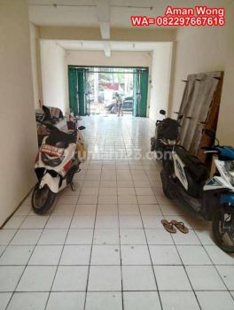 Disewakan Ruko 3 Lantai di Taman Palem Lestari, Jakarta Barat