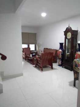 Rumah 2lt baru Renovasi di Janur Kuning Residence,Uk 6 X 22, Strategis