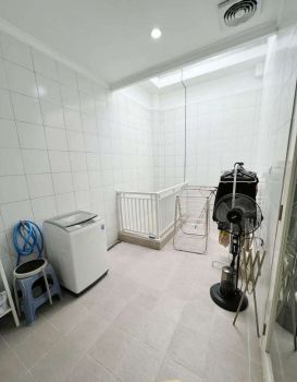 Miliki Rumah di Perumahan Elite Sutorejo Interior Clean dan Modern