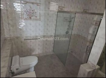 Rumah 2 Lantai Unfurnished di Villa Gading Indah , Jakarta Utara