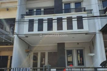 Dijual Rumah Kelapa Hibrida Uku 6x15 Strategis 2.5 Lantai Harga Menarik