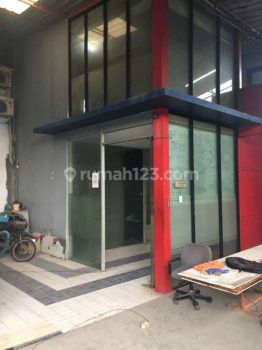 Gudang di kavling dpr blok A cipondoh tangerang