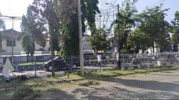 Jual BAWAH NJOP Tanah & Bangunan dekat margahayu raya - Soekarno Hatta