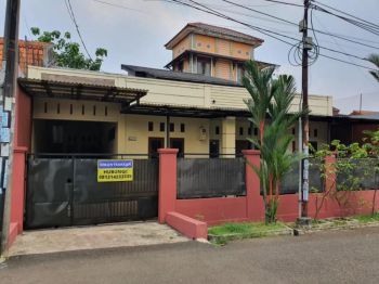 DISEWAKAN RUMAH STRATEGIS BINTARO