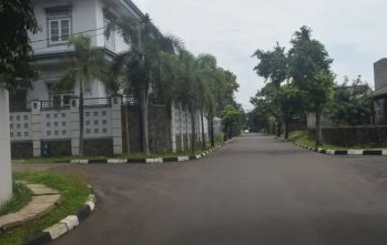 Tanah 140 m di Taman Villa Meruya. Kebon Jeruk Intercon Puri kembangan
