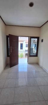 Rumah lantai 2 strategis di Jimbaran Bawah