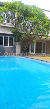 Disewakan Rumah Cantik Private Pool Dan Garden Dalam Compound Bisa Furnish Dan