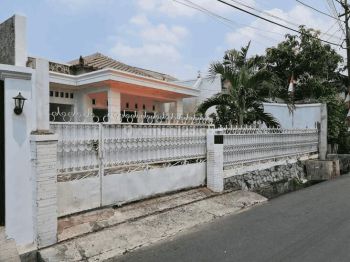 Rumah Terstrategis Di Utan Kayu Jakarta Timur