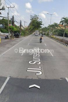 Toko Strategis Sunset Road Kuta