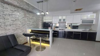 FOR RENT WATERPLACE APARTEMENT TOWER B PENTHOUSE FLOOR Apartemen Water Place 2
