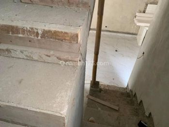 TANAH MURAH SIAP BANGUN DEKAT HOTEL ALILA