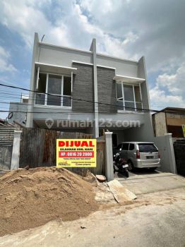 Non.658 Rumah New 3 Lantai duri Kepa jakarta Barat