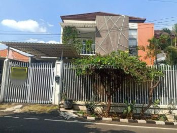 Dijual Rumah Siap Huni di komplek Duren Sawit Jakarta timur